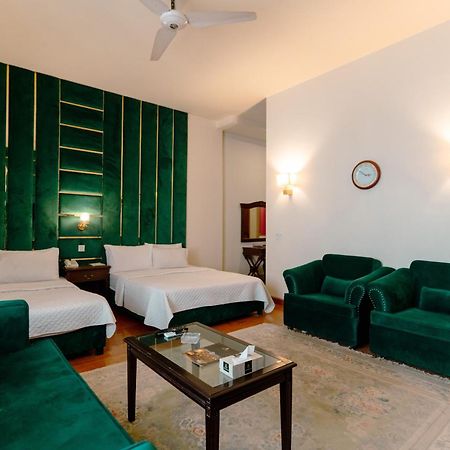 Vip House Peshawar Hotell Eksteriør bilde